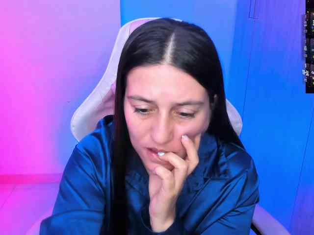 Saskyaajohnson webcam