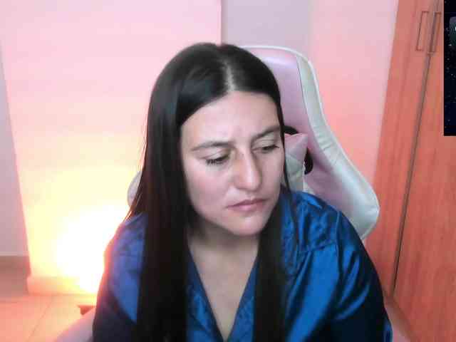 Saskyaajohnson webcam