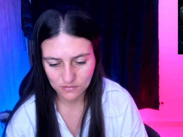 Saskyaajohnson webcam