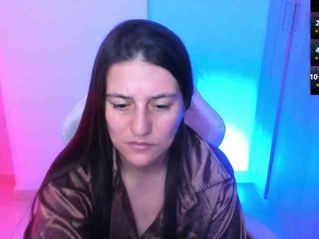 Saskyaajohnson webcam