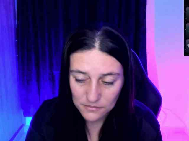 Saskyaajohnson webcam