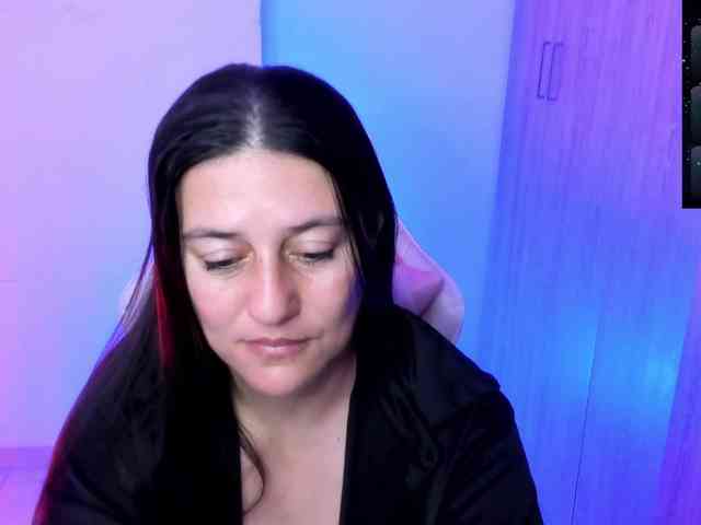 Saskyaajohnson webcam