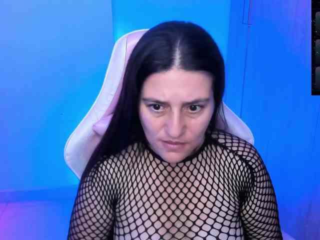 Saskyaajohnson webcam