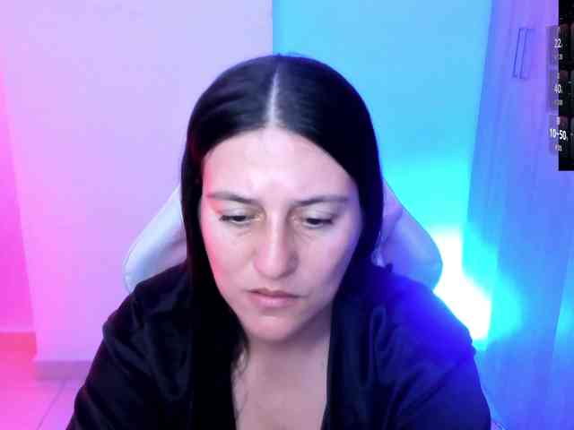 Saskyaajohnson webcam