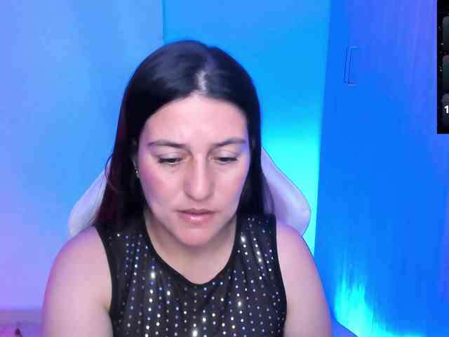 Saskyaajohnson webcam