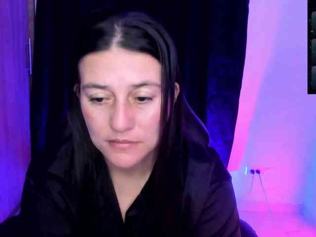 Saskyaajohnson webcam