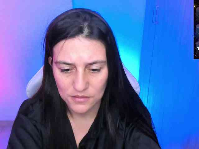 Saskyaajohnson webcam