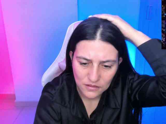 Saskyaajohnson webcam