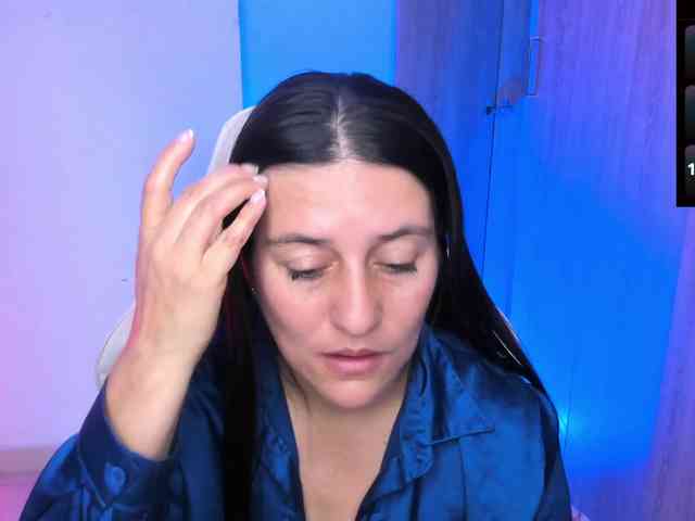 Saskyaajohnson webcam