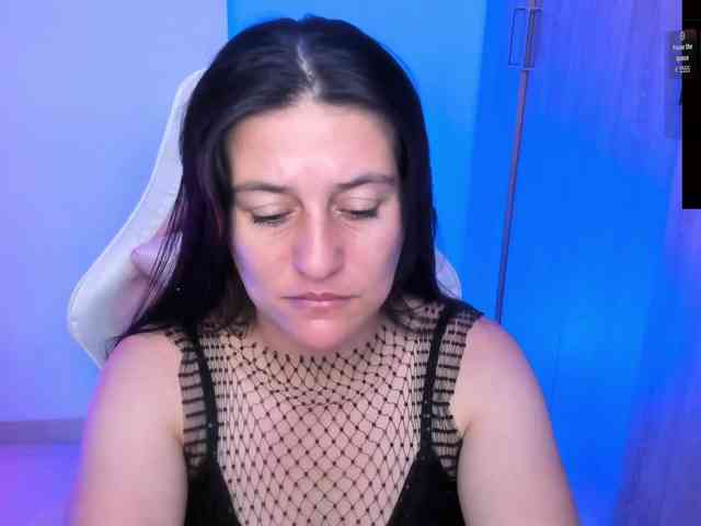 Saskyaajohnson webcam