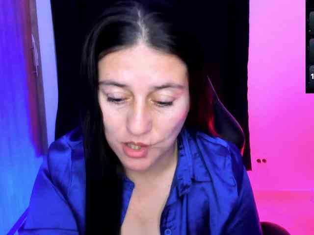 Saskyaajohnson webcam