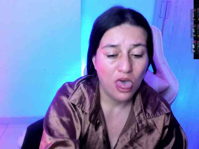 Saskyaajohnson webcam
