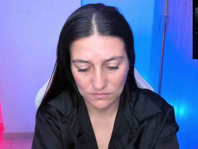 Saskyaajohnson webcam