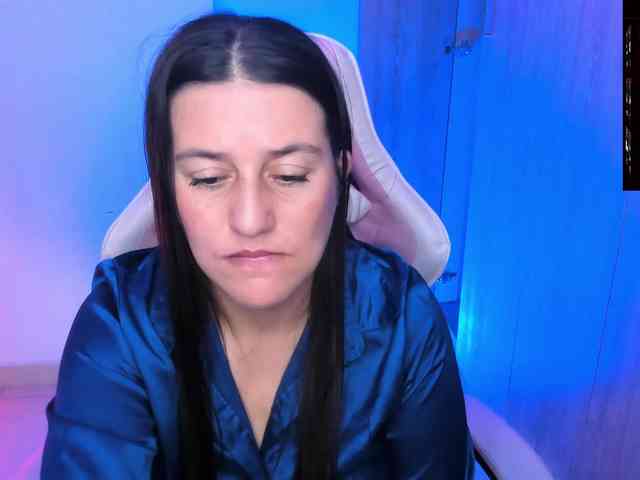 Saskyaajohnson webcam