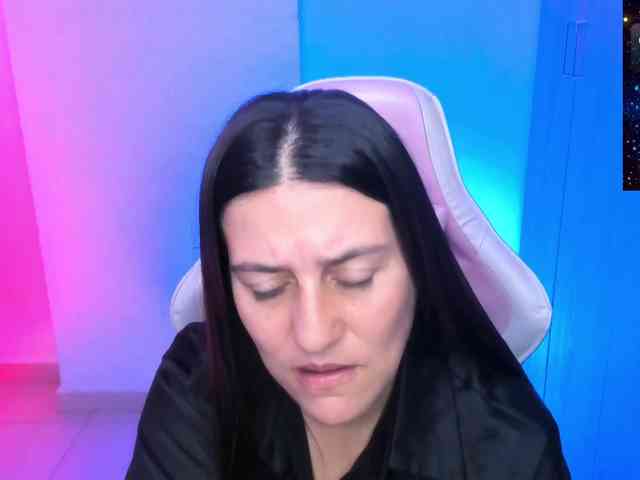 Saskyaajohnson webcam