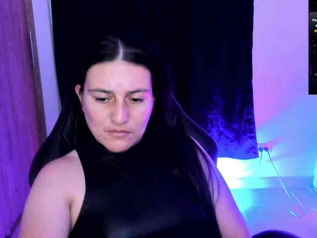 Saskyaajohnson webcam