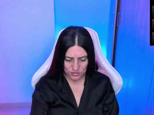 Saskyaajohnson webcam