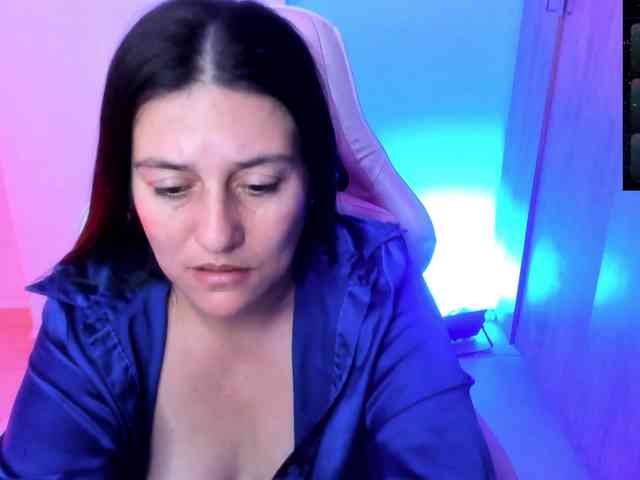 Saskyaajohnson webcam