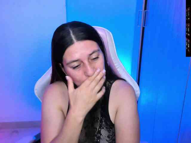 Saskyaajohnson webcam