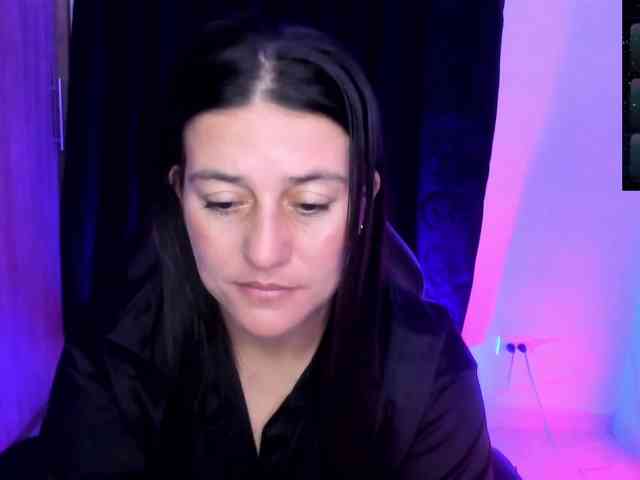 Saskyaajohnson webcam