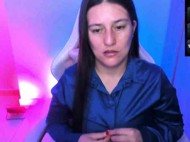 Saskyaajohnson webcam
