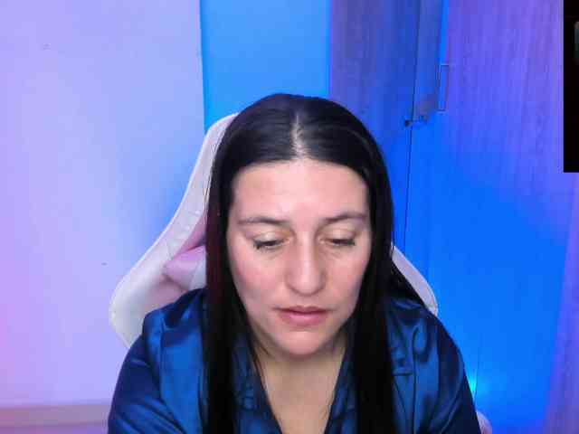 Saskyaajohnson webcam