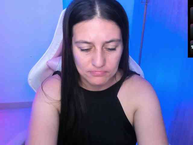 Saskyaajohnson webcam
