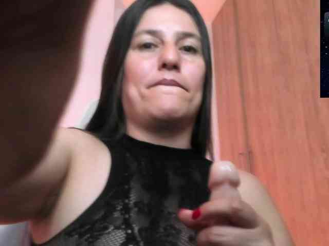 Saskyaajohnson webcam