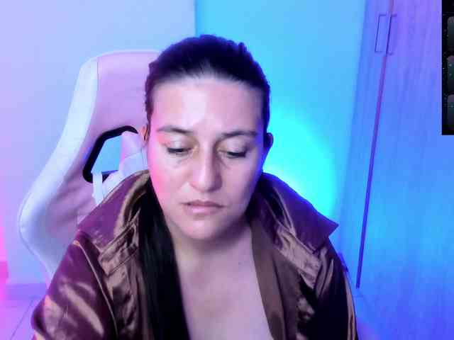 Saskyaajohnson webcam