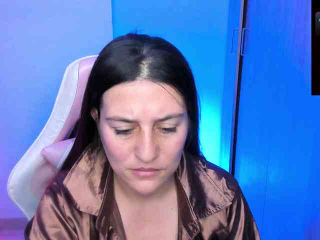 Saskyaajohnson webcam