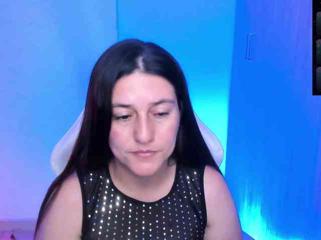 Saskyaajohnson webcam
