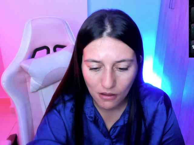 Saskyaajohnson webcam
