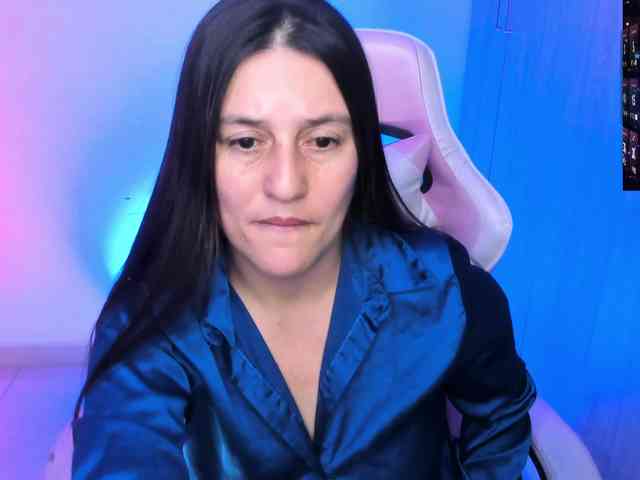 Saskyaajohnson webcam