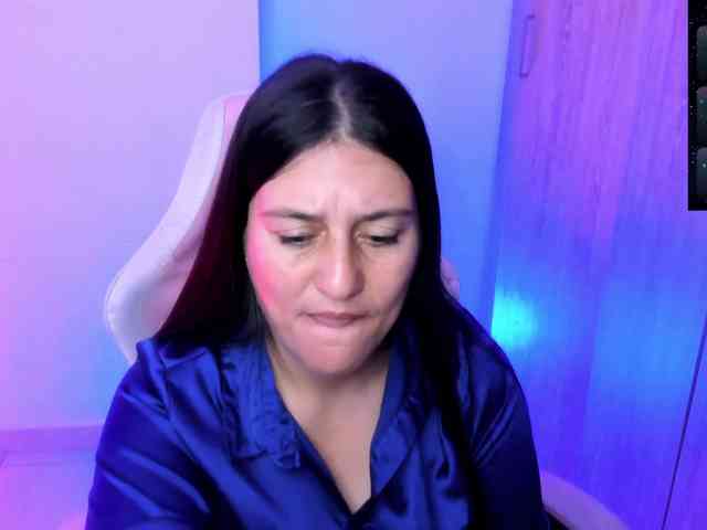 Saskyaajohnson webcam