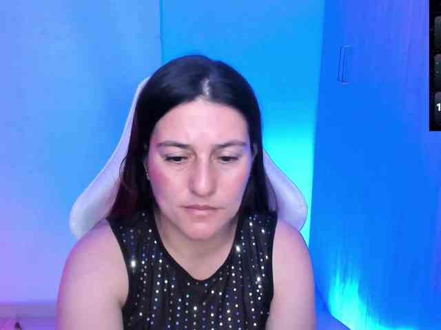 Saskyaajohnson webcam