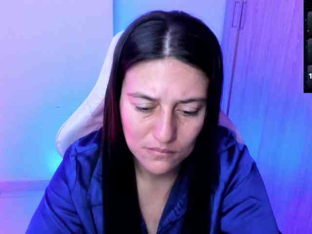 Saskyaajohnson webcam