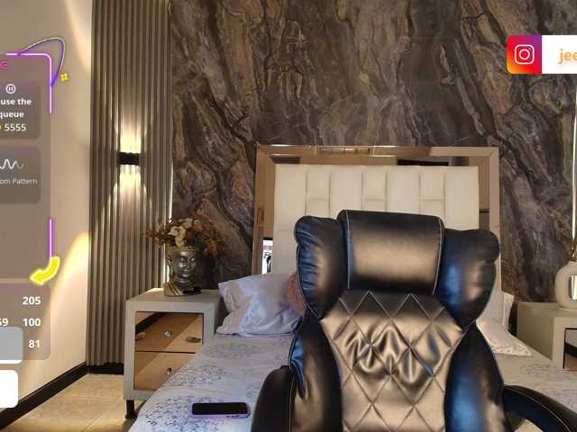 jeen-taylor1, live now on BongaCams