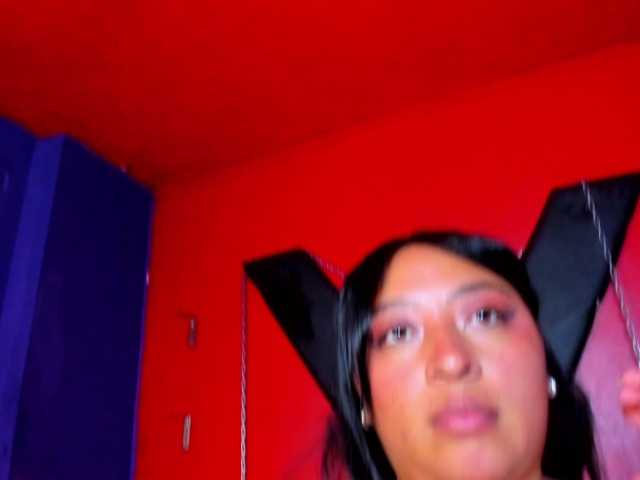 JacksonnScarlett's BongaCams show and profile