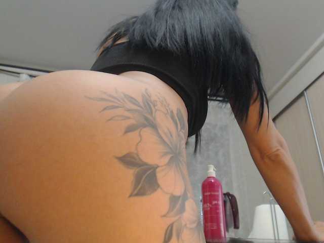 Alina-black live cam on BongaCams