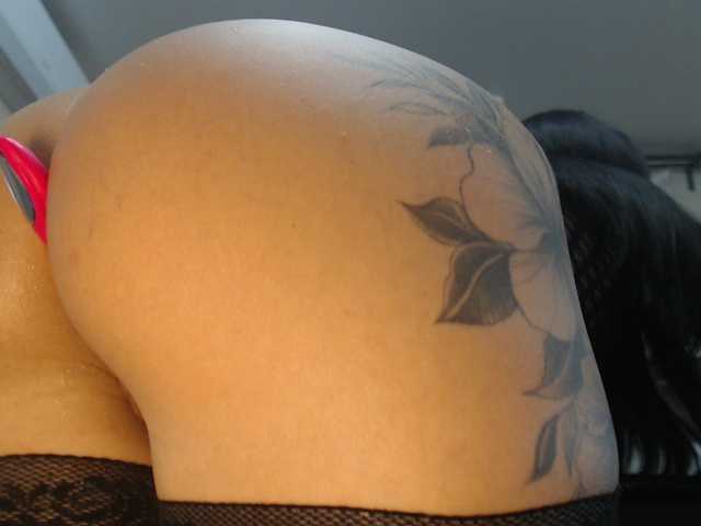 Alina-black live cam on BongaCams