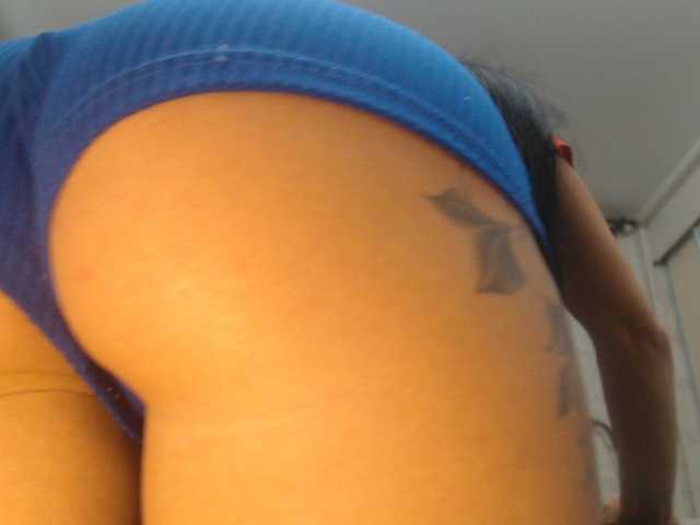Beautiful-pussy live cam