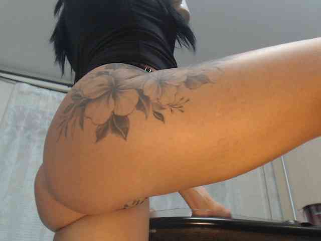 beautiful-pussy webcam