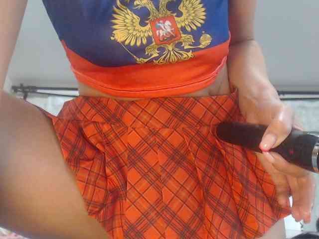 Alina-black webcam
