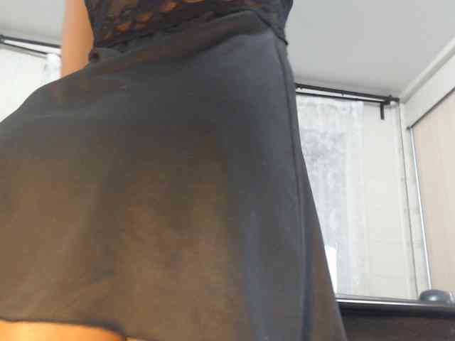 Alina-black