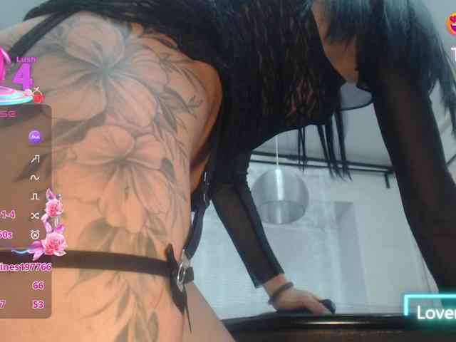 Alina-black webcam