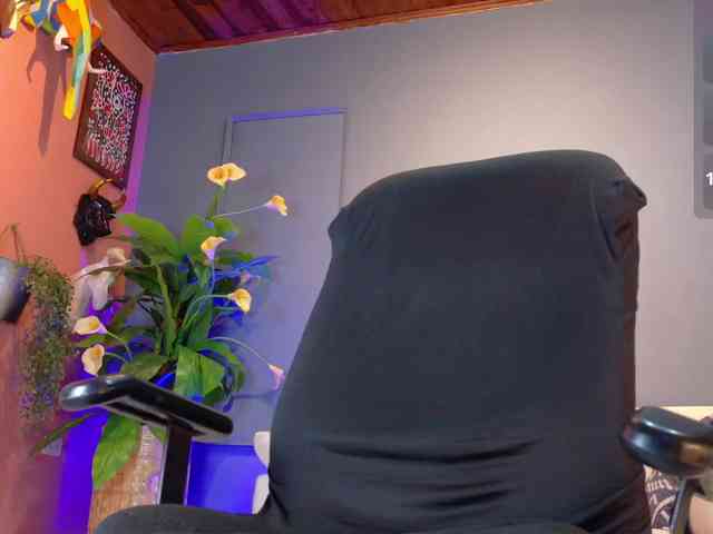 nicki-doll Sex Cam Show