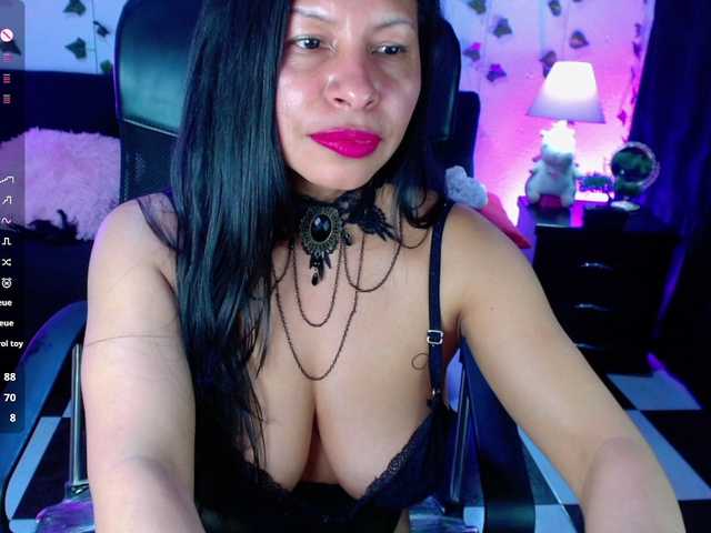 AbbyPrincessAGT live cam on BongaCams