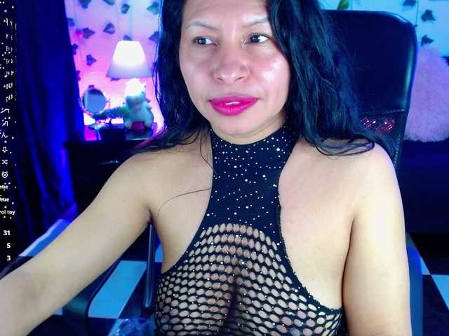 AbbyPrincessAGT live cam on BongaCams