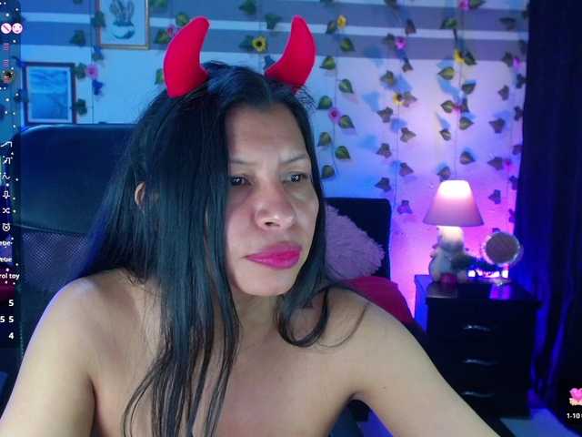 AbbyPrincessAGT live cam on BongaCams