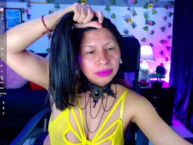 AbbyPrincessAGT webcam